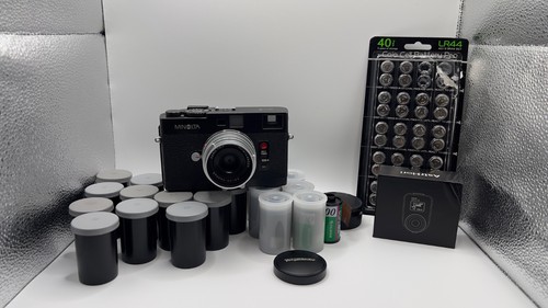 Minolta cle and voigtländer - cle,